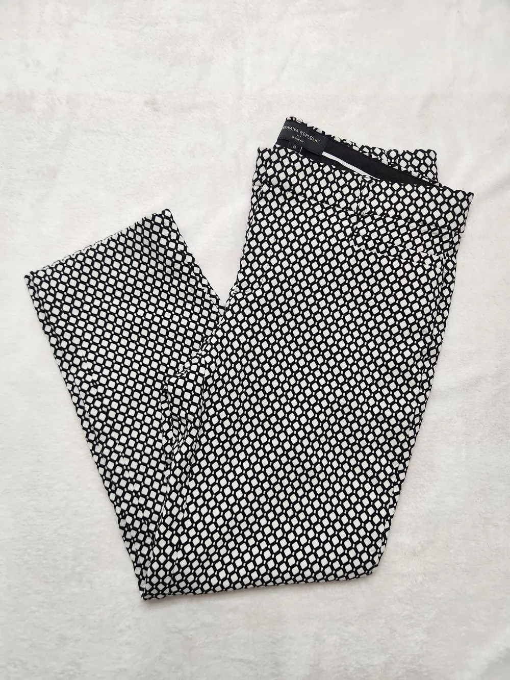 Banana Republic Sloan Geometric Print Crop Pants Black White Size 6